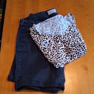 Stylish Black Women's Jean Shorts With Lepord Top